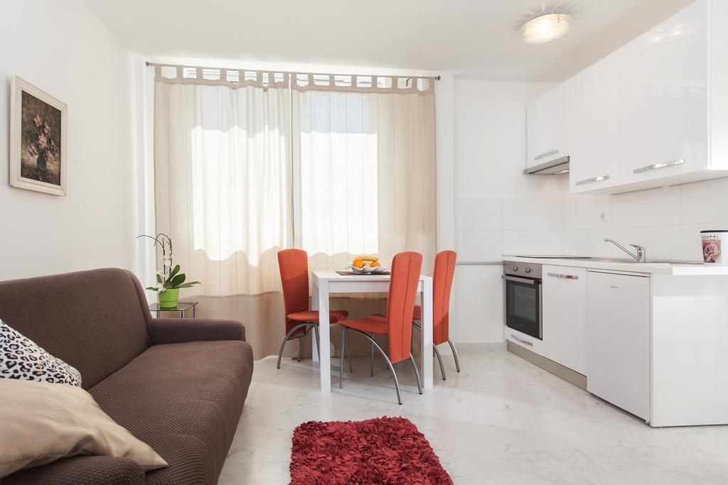 Apartments Filipeti Makarska Exterior photo
